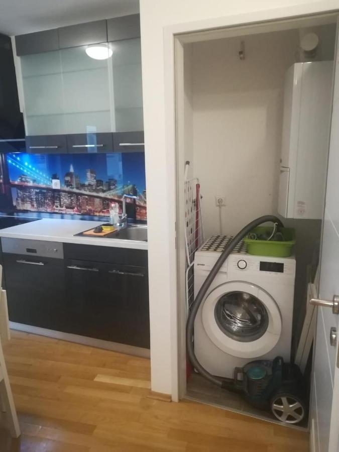 Apartment Tesla Вена Экстерьер фото