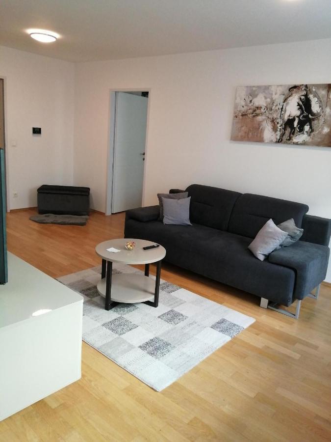 Apartment Tesla Вена Экстерьер фото