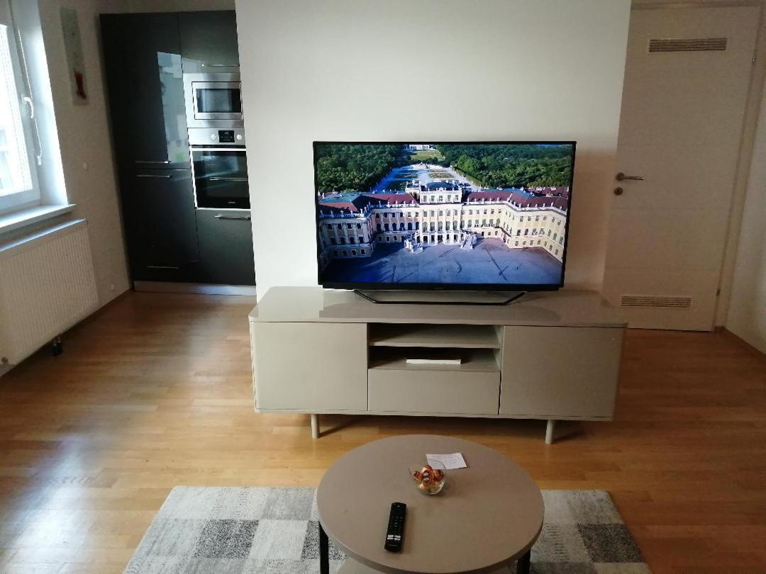 Apartment Tesla Вена Экстерьер фото