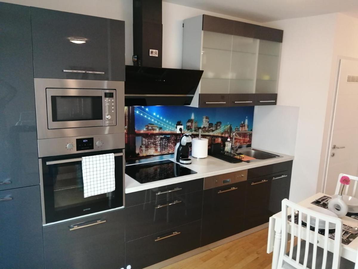 Apartment Tesla Вена Экстерьер фото