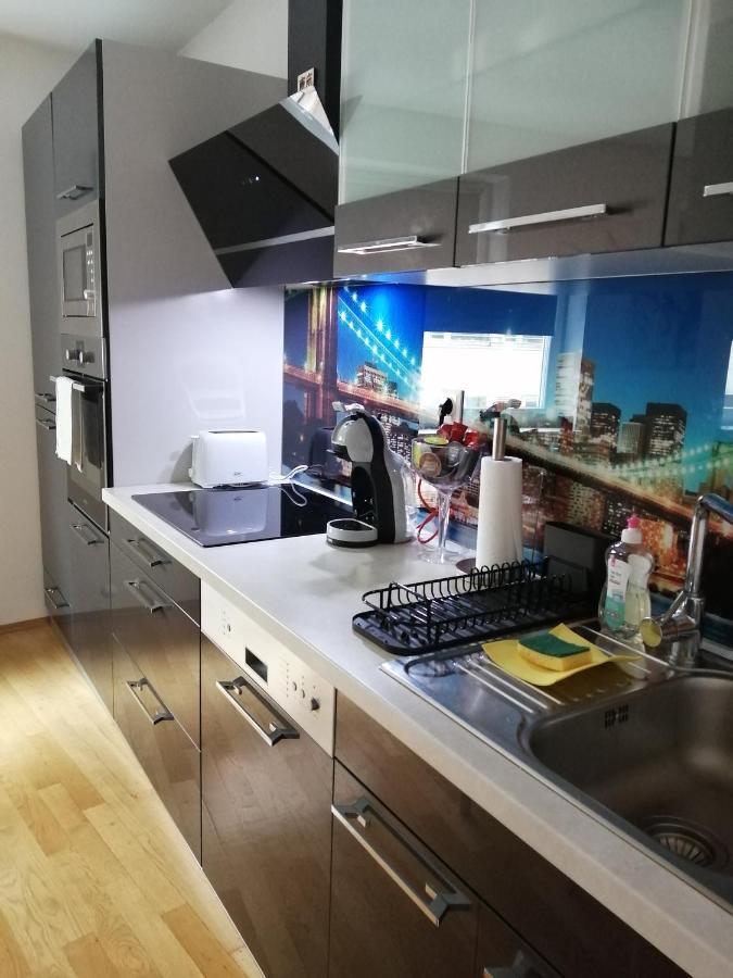 Apartment Tesla Вена Экстерьер фото
