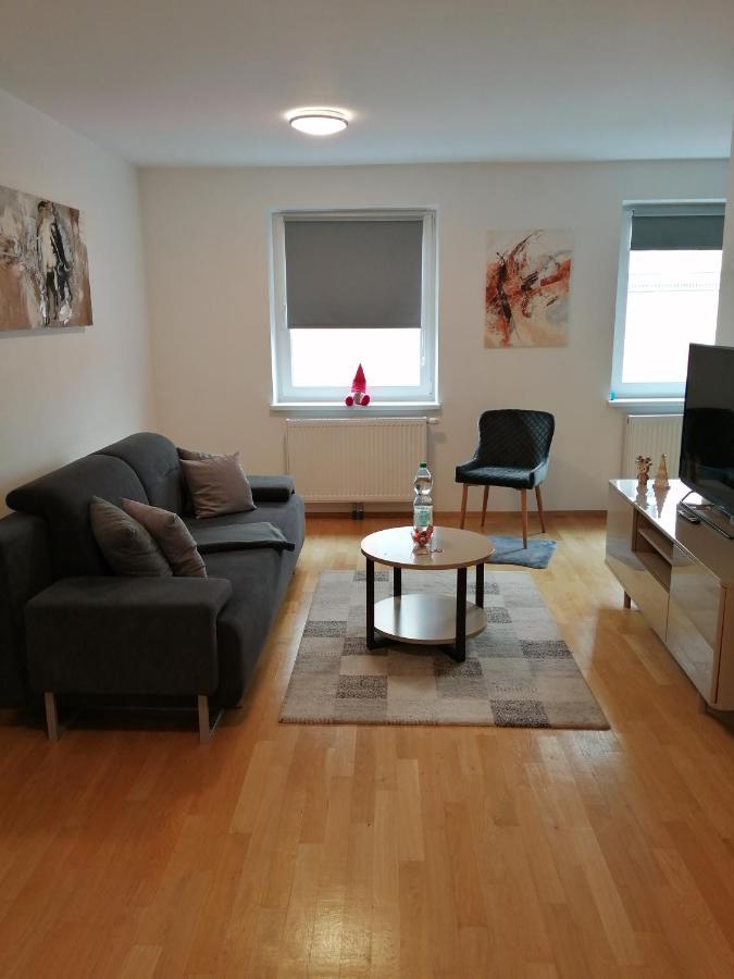 Apartment Tesla Вена Экстерьер фото